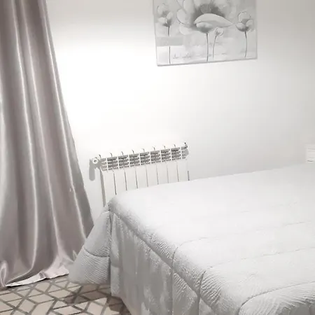 Апартаменты Lourenco House