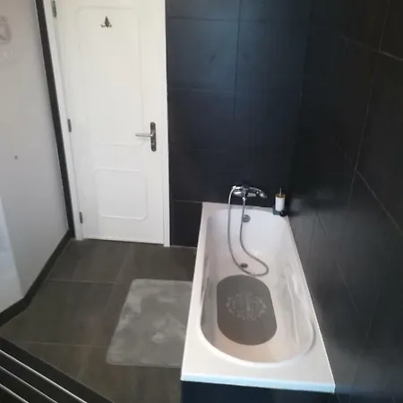 Lourenco House Апартаменты *