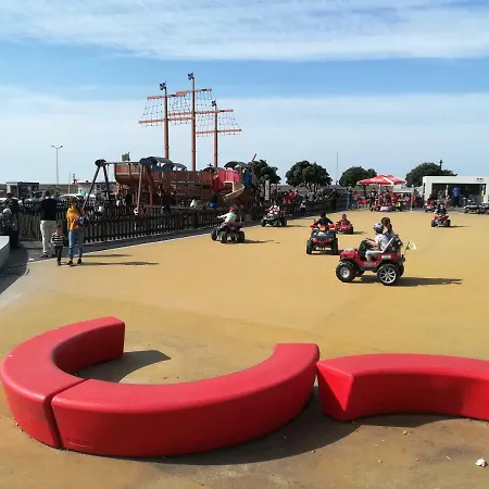 Daire Lourenco House